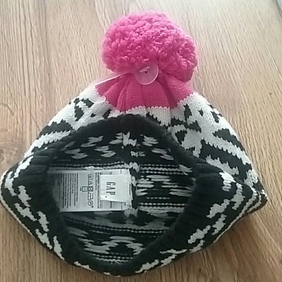 Gap - Picture 2 of 2